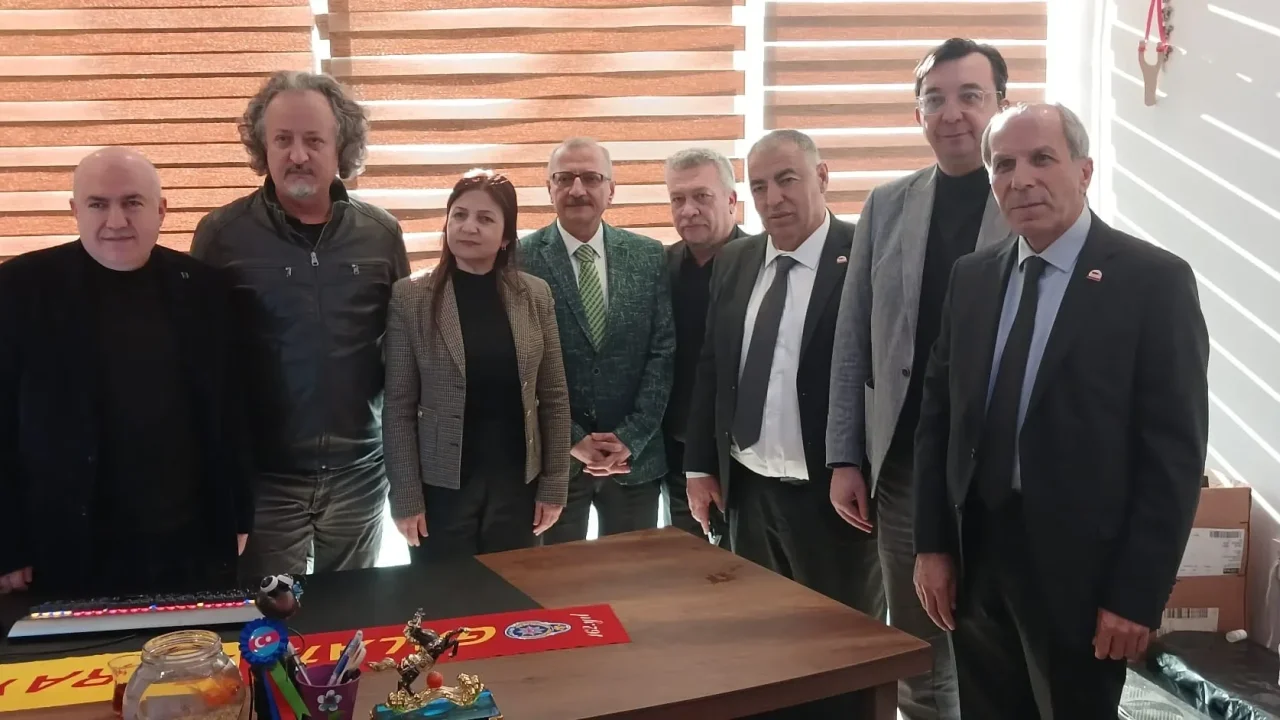AGF ve BİK Üyeleri Medyagazete’yi Ziyaret Etti