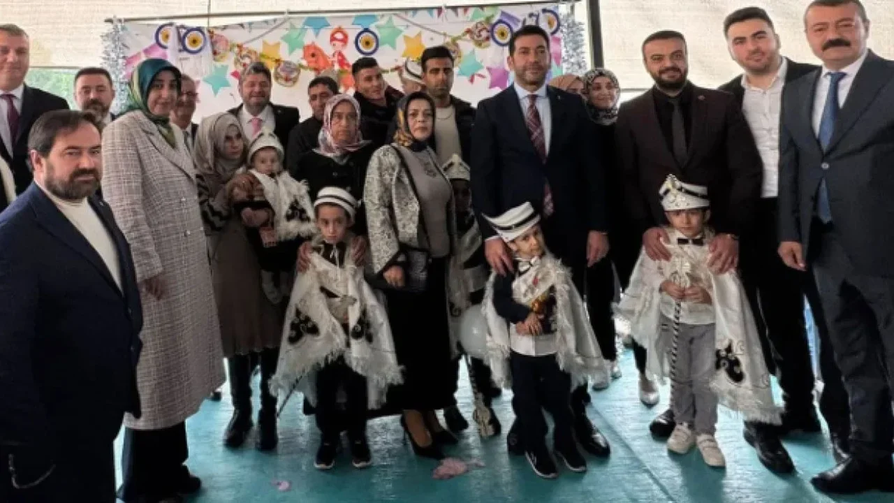 AK Parti’den Geleneksel Sünnet Etkinliği