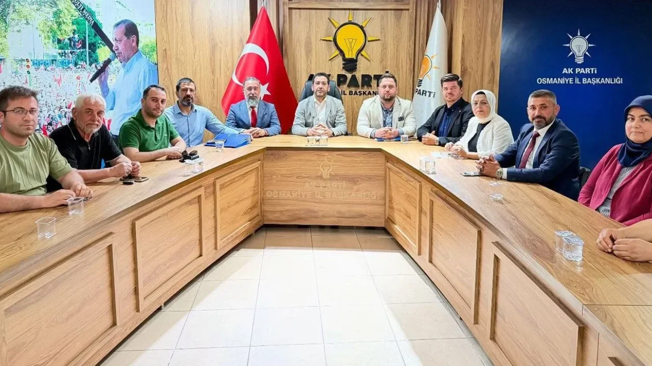 AK Parti Osmaniye’de Görev Dağılımı Yenilendi