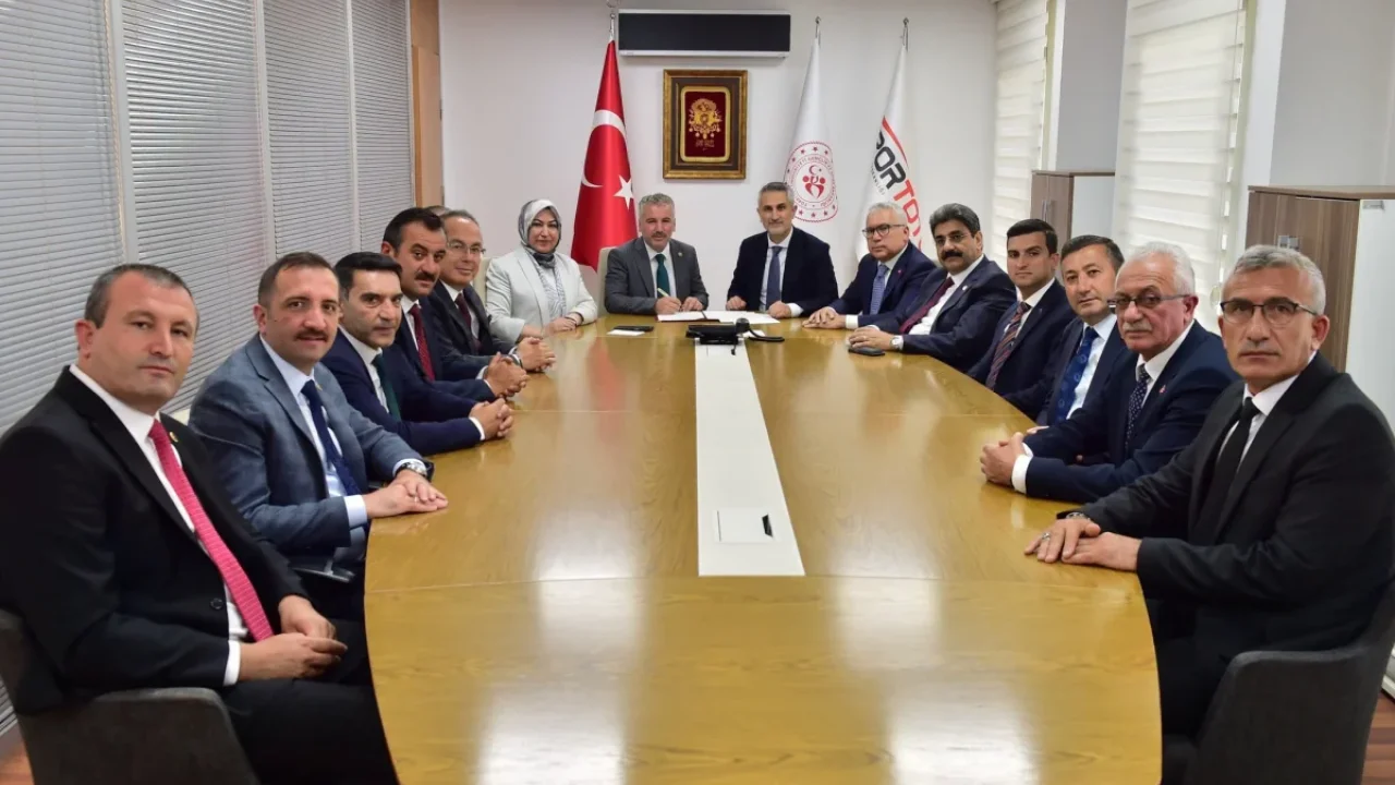 Ankara'da yeni tesisler için imzalar atıldı