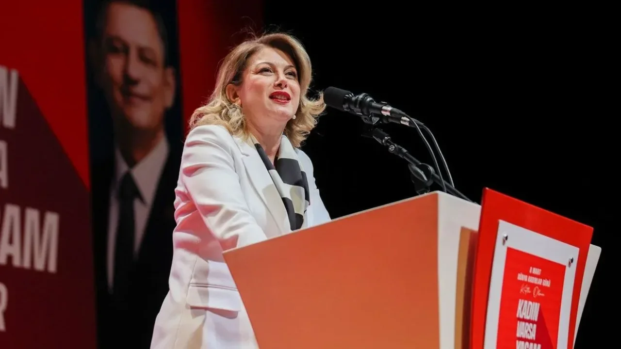 Asu Kaya: "Halkın İradesine Müdahale Ediliyor"