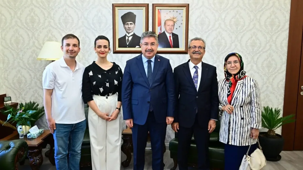 Başkan Abbas Yeşildemir'den Vali Erdinç Yılmaz'a Ziyaret