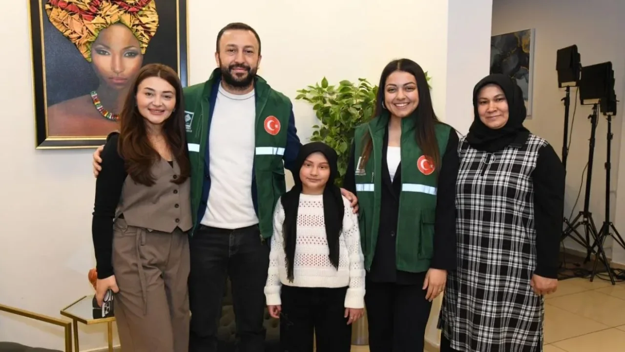 Başkan İbrahim Çenet’ten Aysima’ya Kaş ve Umut Desteği