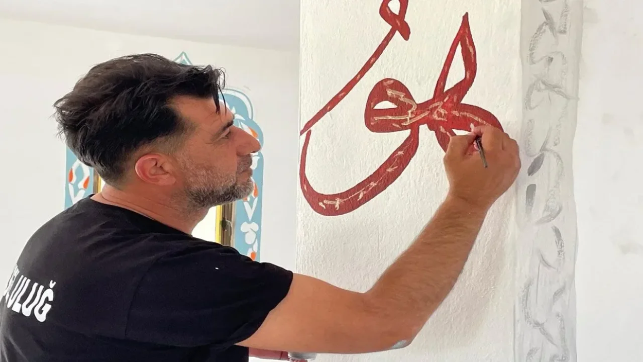 Bekir Korkmaz'dan Hat Sanatına Manevi Dokunuş