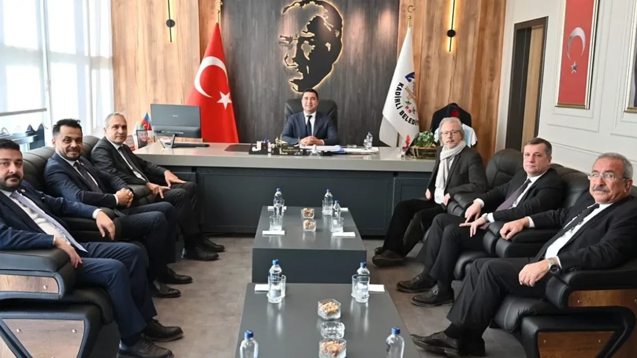 CHP Heyeti Kadirli Belediye Projelerini Yerinde İnceledi