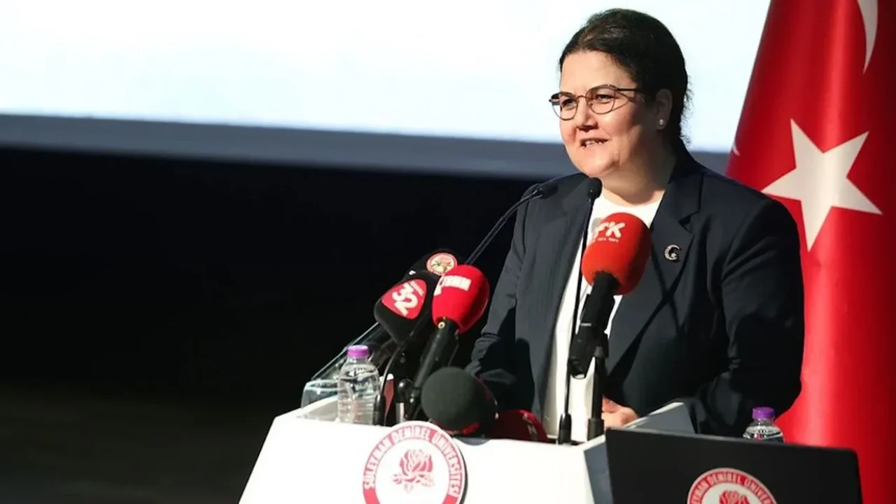 Derya Yanık: Göç Yönetimi İnsan Onuruyla Olmalı