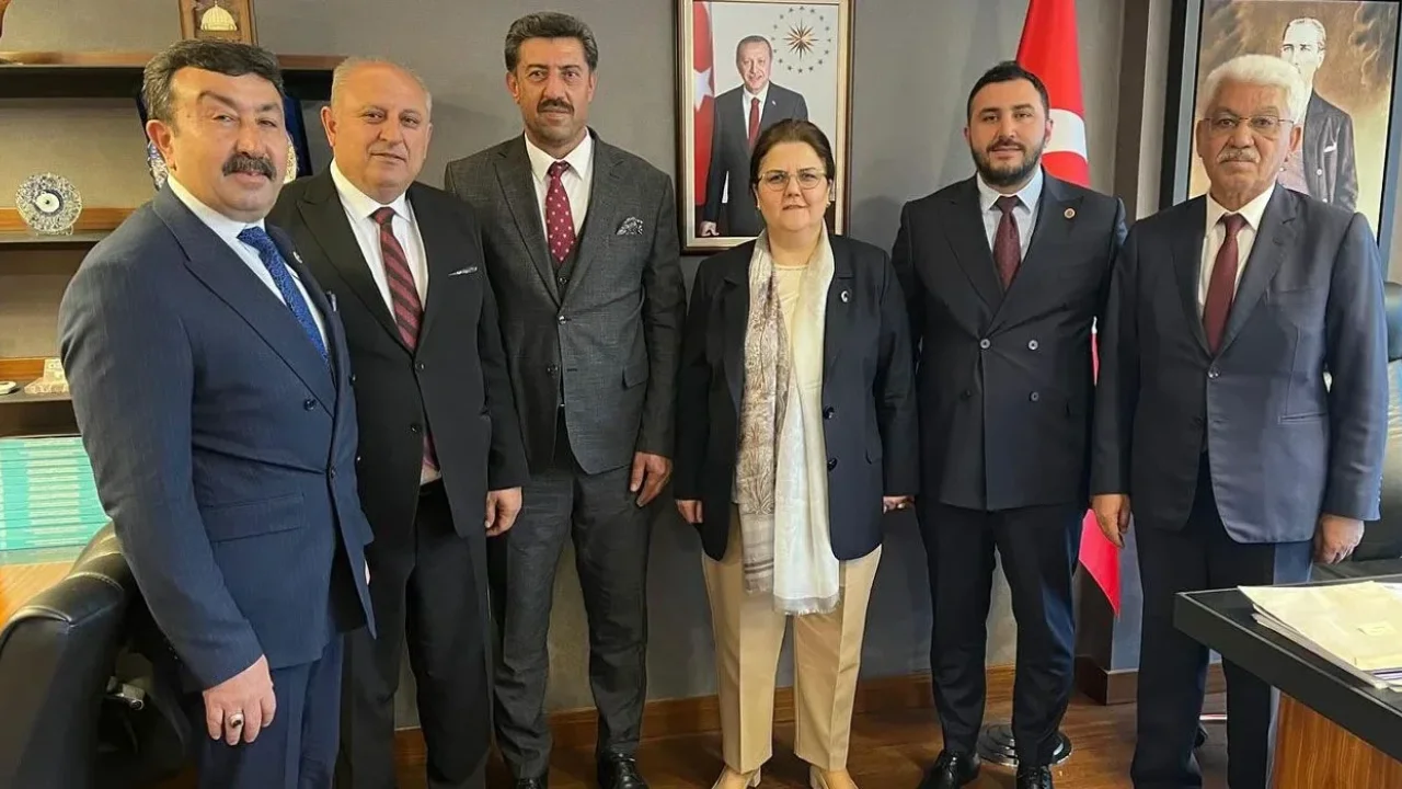 Derya Yanık, Osmaniye Belediye Başkanlarını TBMM’de Ağırladı