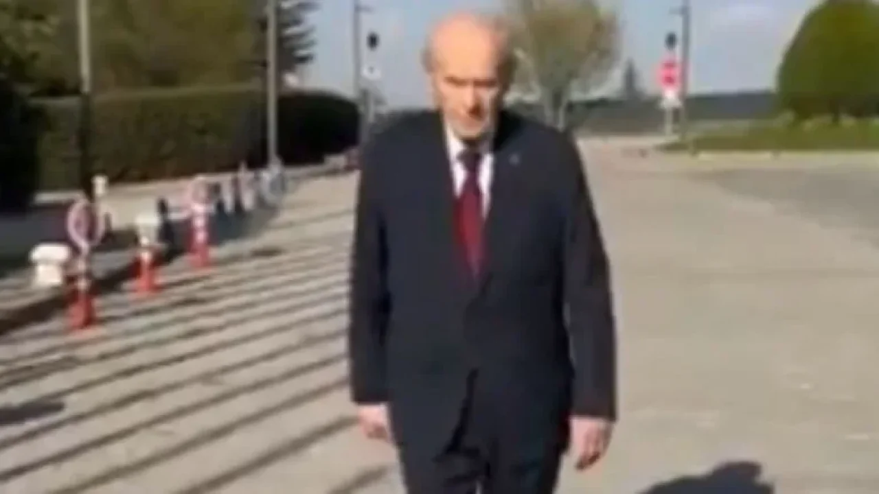 Devlet Bahçeli: “Durma Yürü, Yolun Yarısı Var”