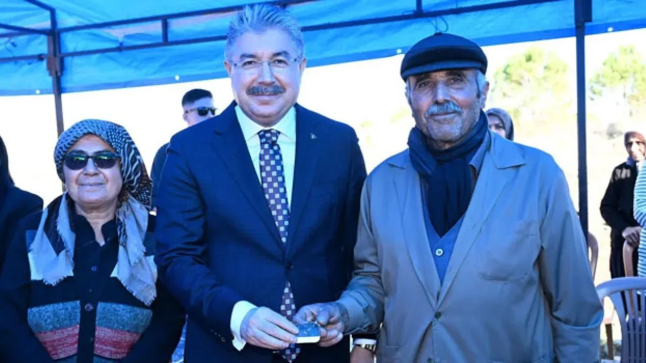Düziçi’nde 12 Deprem Konutu Hak Sahiplerine Teslim Edildi