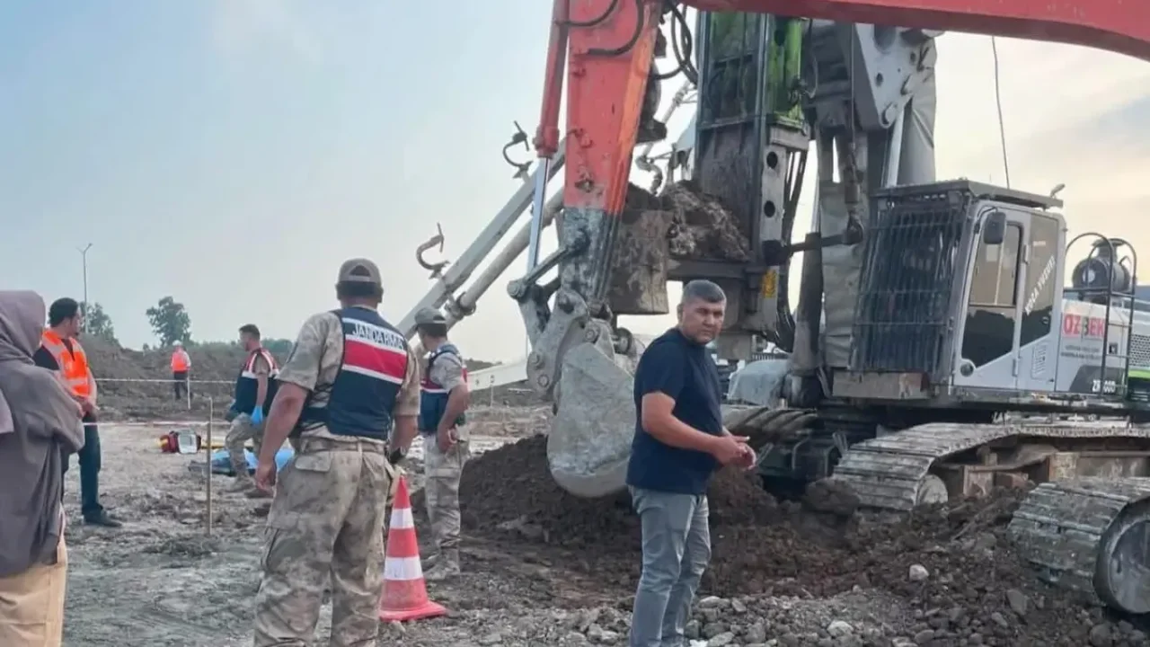 Erzin tren yolu şantiyesinde beton mikseri işçiyi öldürdü