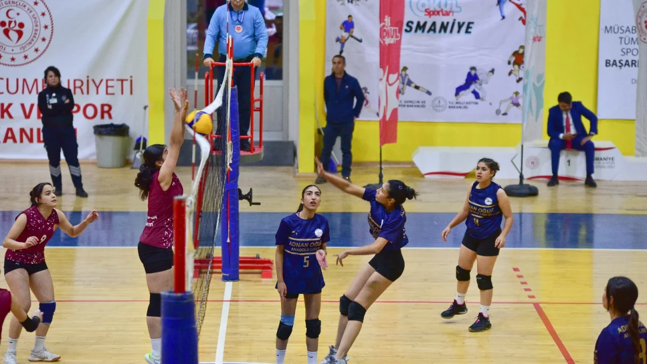 Genç Kızlar Voleybol Müsabakaları Tamamlandı