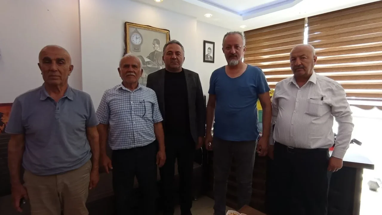 İYİ Parti’den Medya Gazete’ye ziyaret