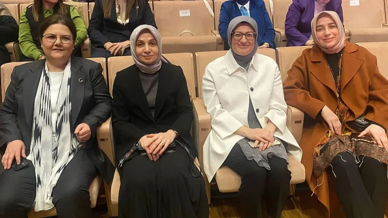 KADEM’in Yeni Başkanına Derya Yanık’tan Tebrik