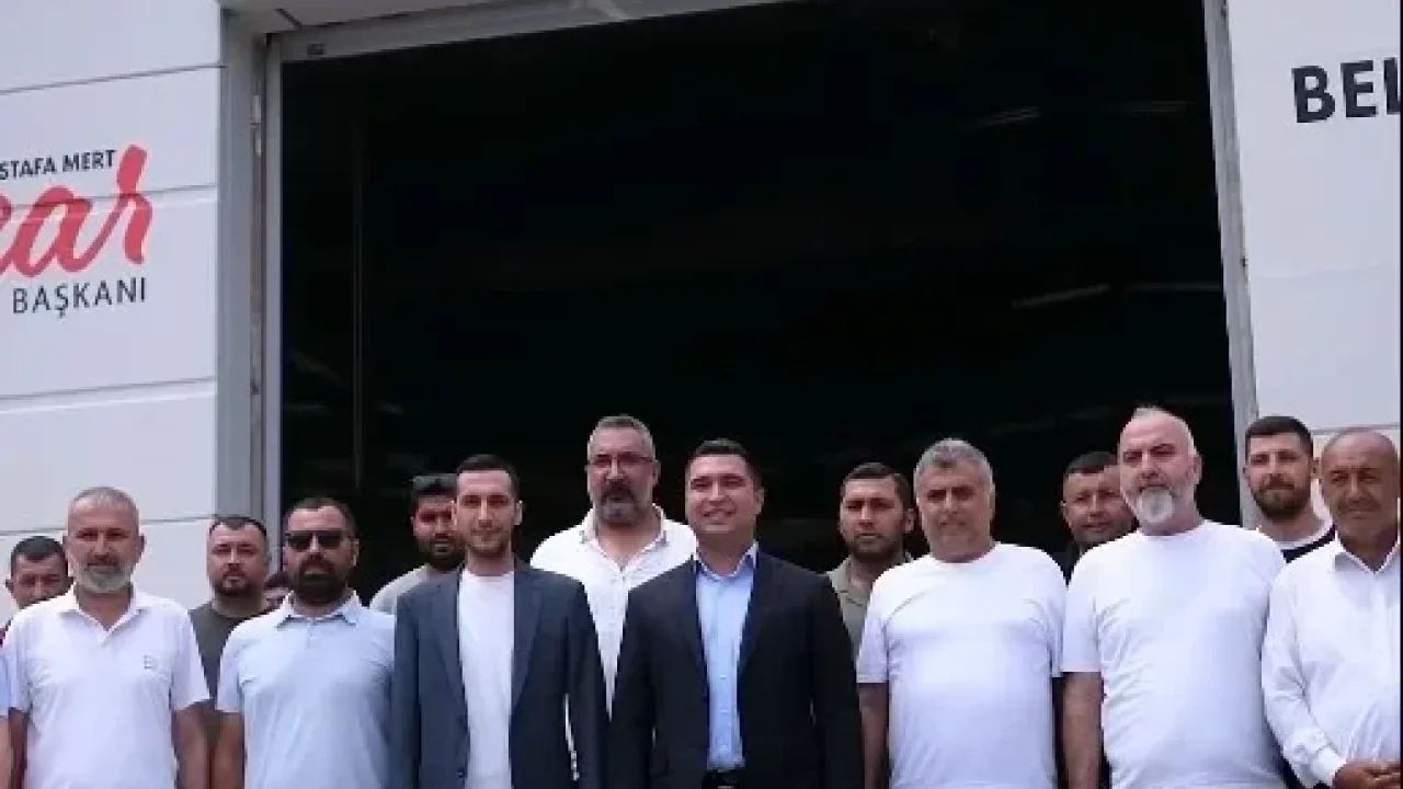 Kadirli'de Halk Ekmek Satışı 10 TL Fiyatla Başladı
