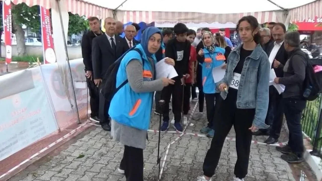 Kadirli’de Şehir İçi Oryantiring Yarışı Düzenlendi