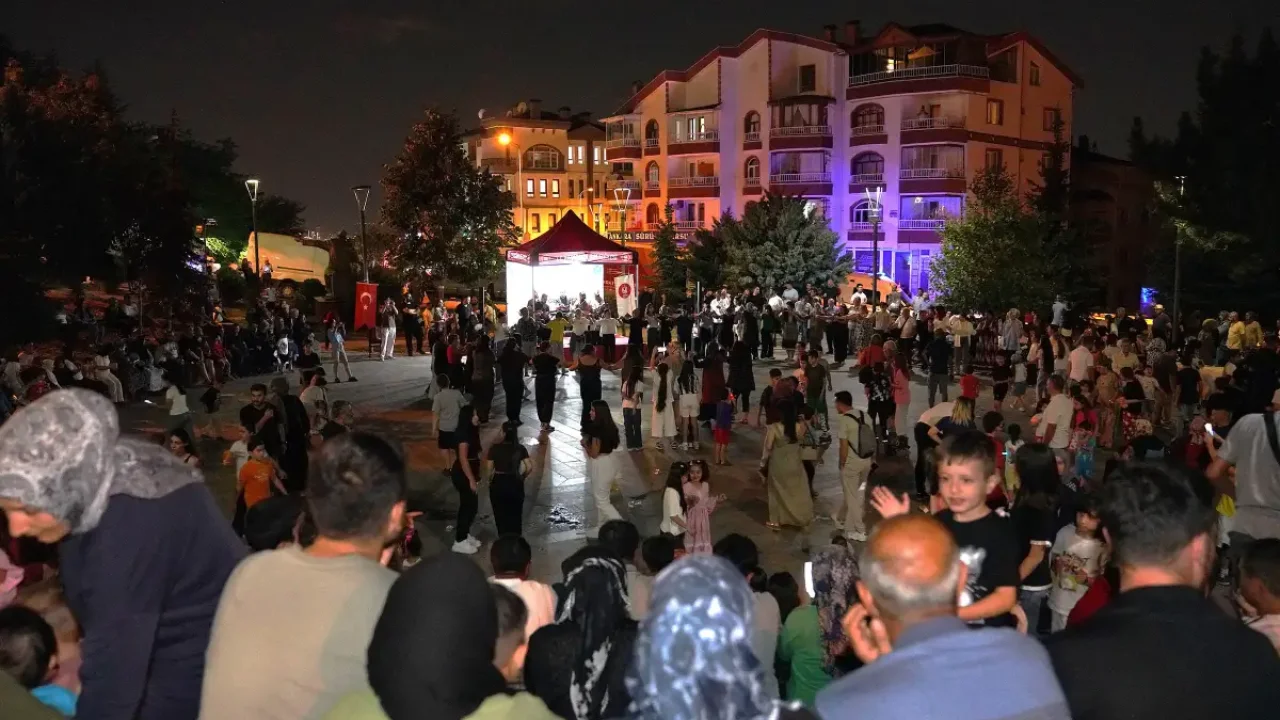 Keçiören’de müzik ve eğlence dolu akşam