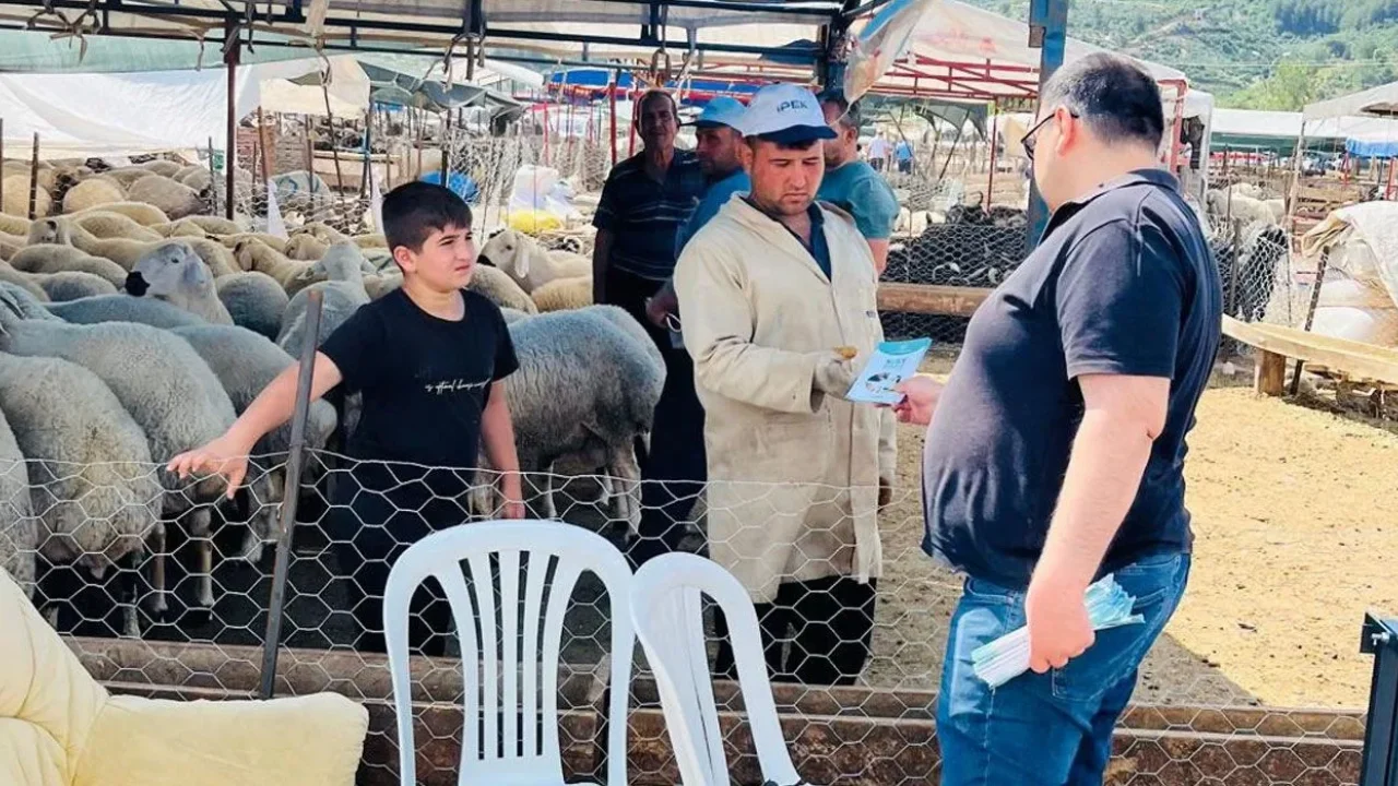 Kurbanlık Satış Yerlerinde Sağlık Bilgilendirmesi