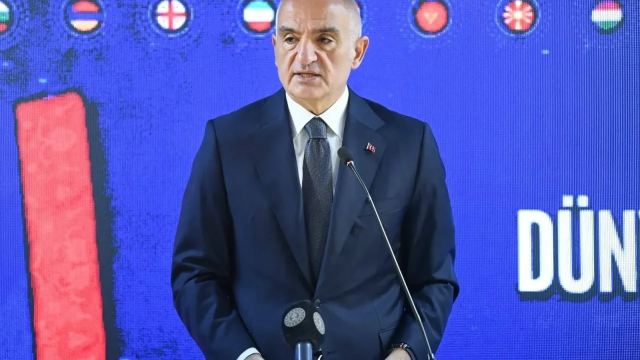 Mehmet Nuri Ersoy Osmaniye’ye Geliyor
