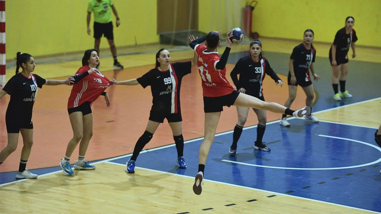 Mersin Hentbol, Osmaniye’de 42-29’luk Farkla Galip Geldi