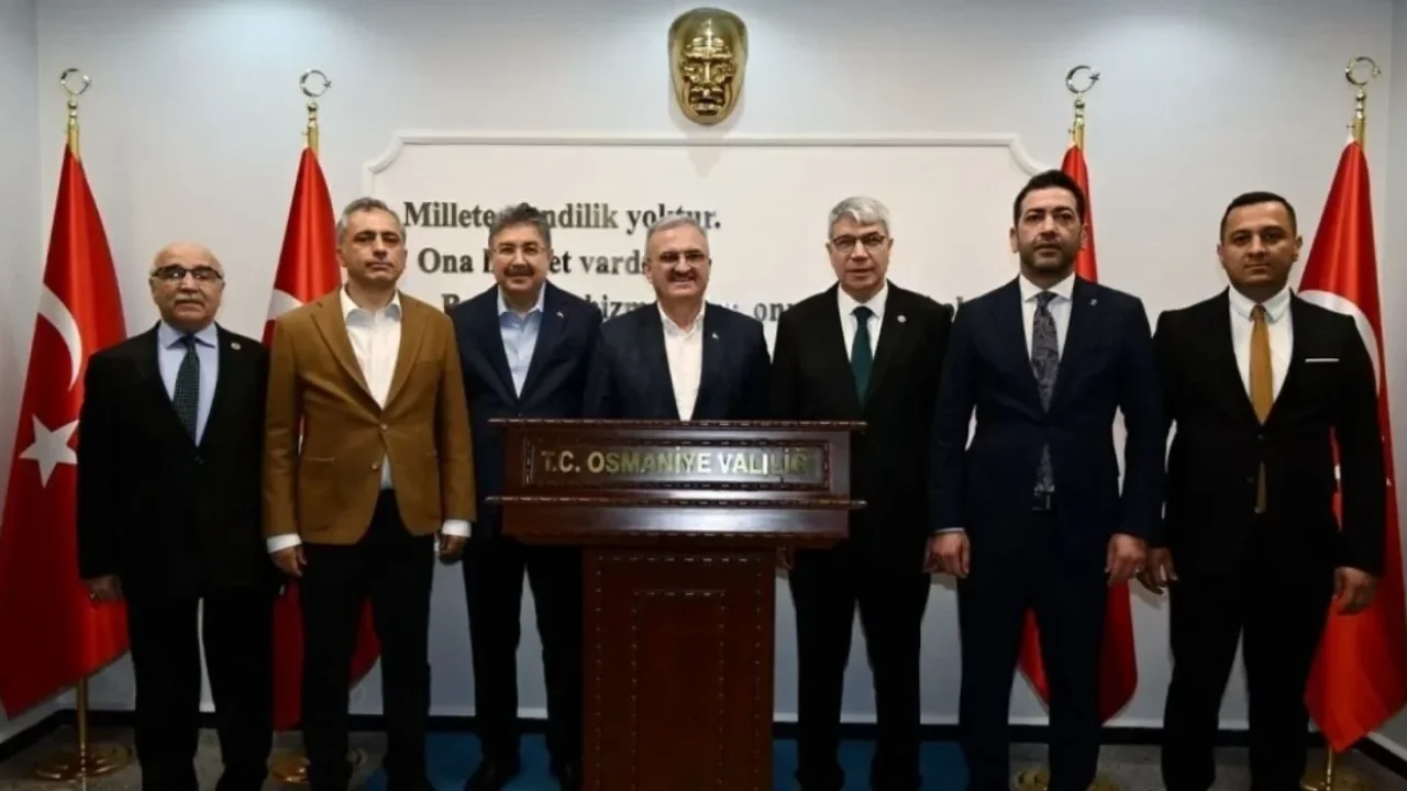 Münir Karaloğlu'ndan Osmaniye Valiliği'ne Ziyaret