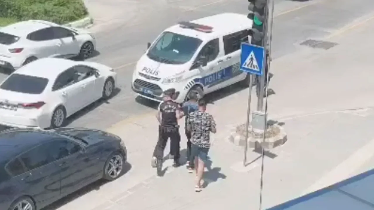 Osmaniye Adliyesi Önünde Silahlı Çatışma!
