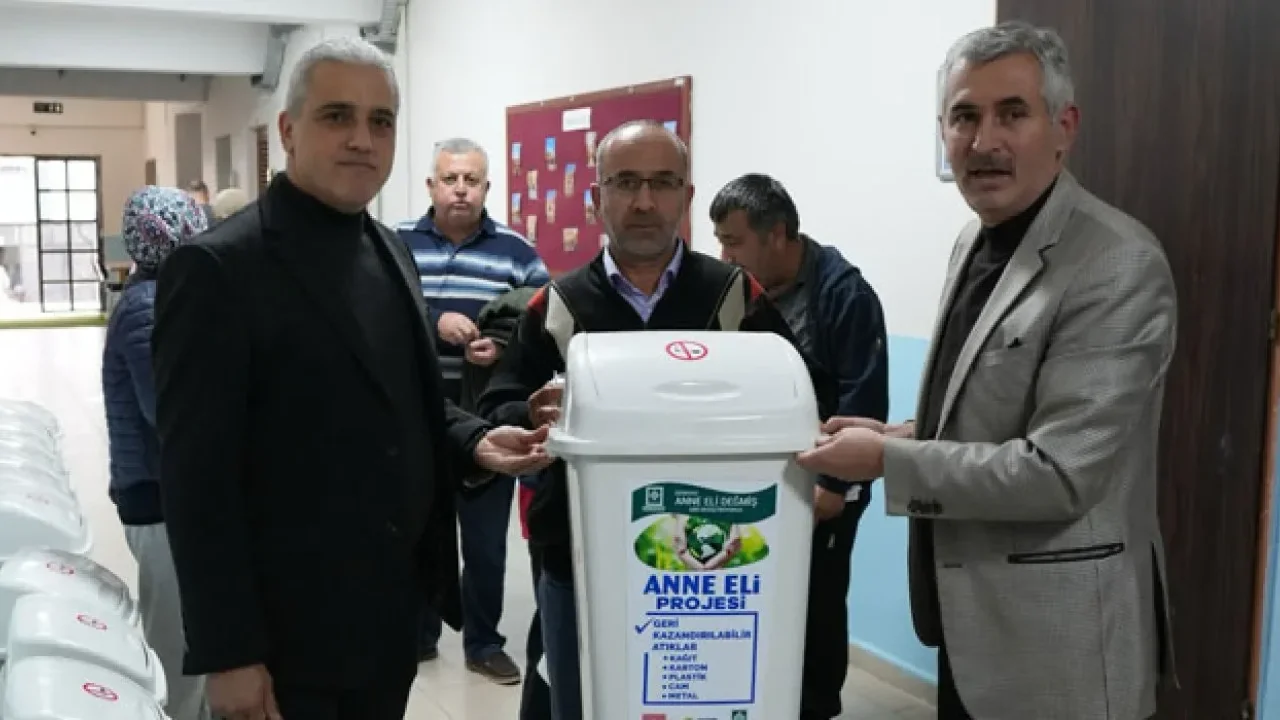 Osmaniye’de “Anne Eli Projesi” Velilere Tanıtıldı