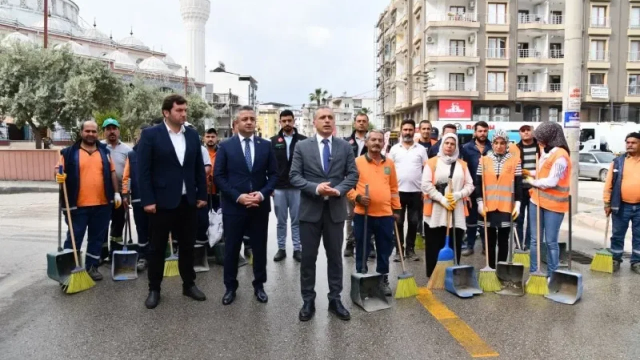 Osmaniye’de Cadde Temizliği Seferberliği