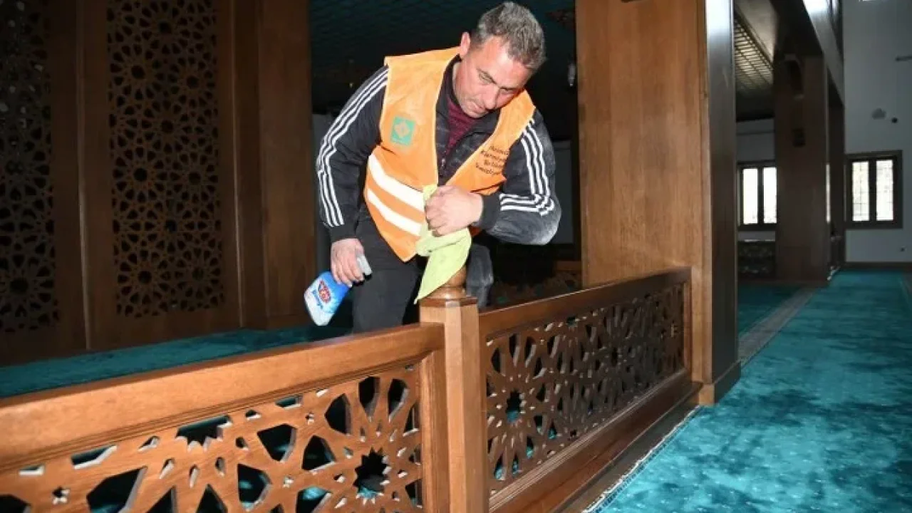 Osmaniye’de Camiler Ramazan’a Hazırlanıyor