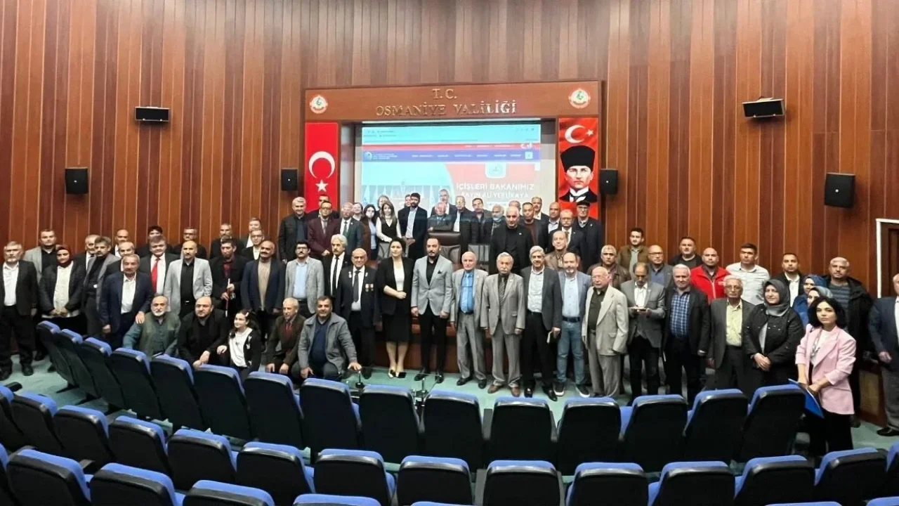 Osmaniye’de Derneklere Mevzuat Eğitimi Verildi