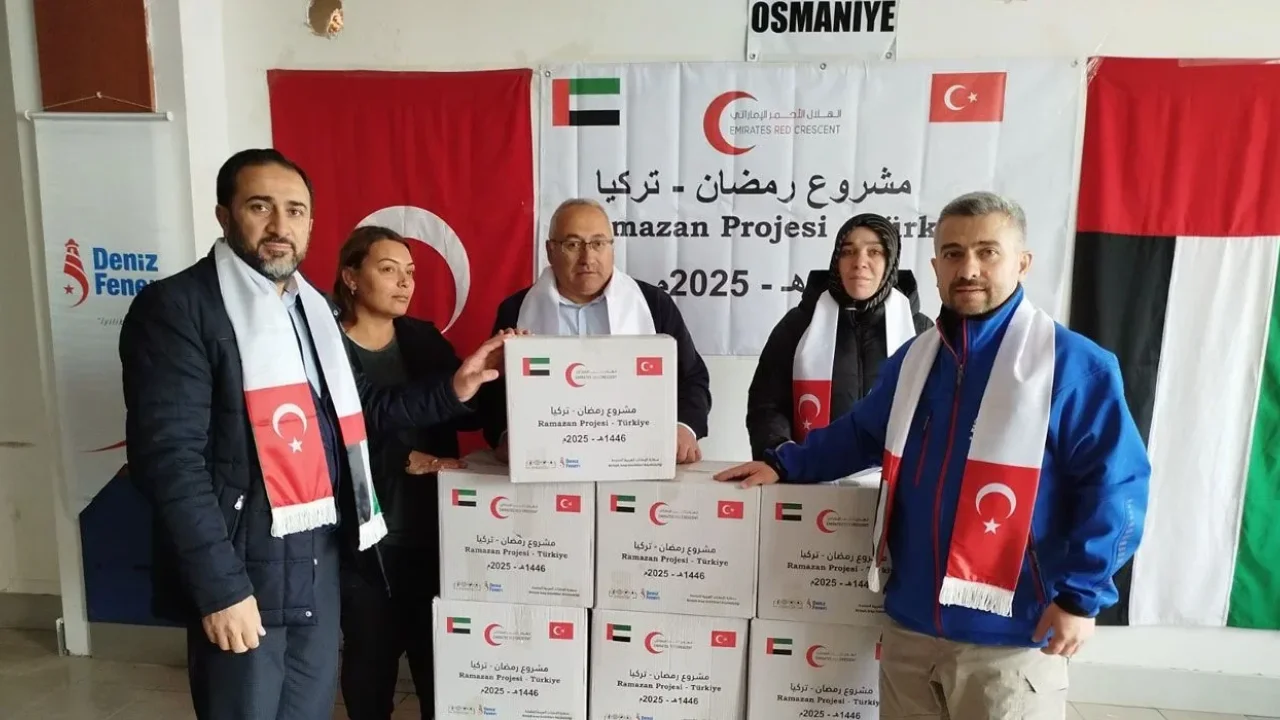 Osmaniye’de İhtiyaç Sahiplerine Yardım Kolisi