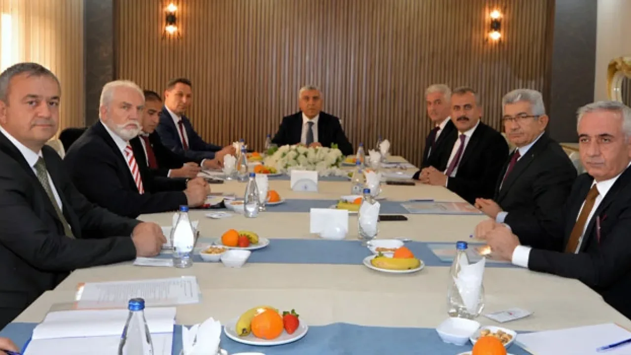 Osmaniye’de İlçe Milli Eğitim Müdürleri Toplandı