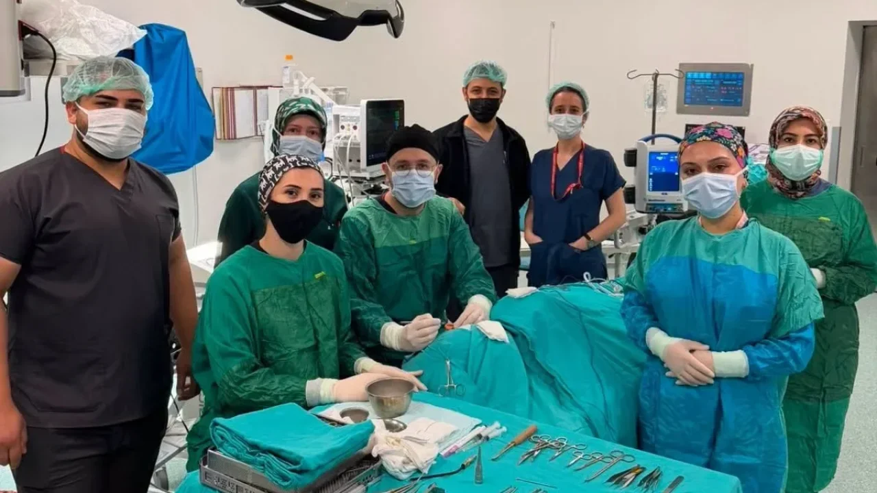 Osmaniye’de Koklear İmplant Ameliyatı Başarıyla Yapıldı