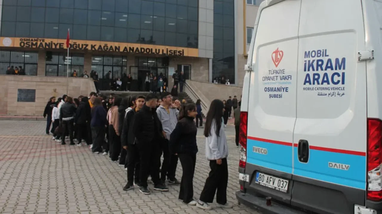 Osmaniye’de Öğrencilere Sabah Çorbası