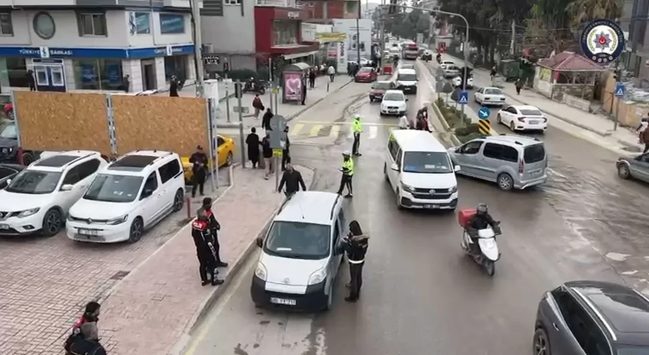 Osmaniye'de Okul Çevrelerinde Güvenlik Denetimi Yapıldı