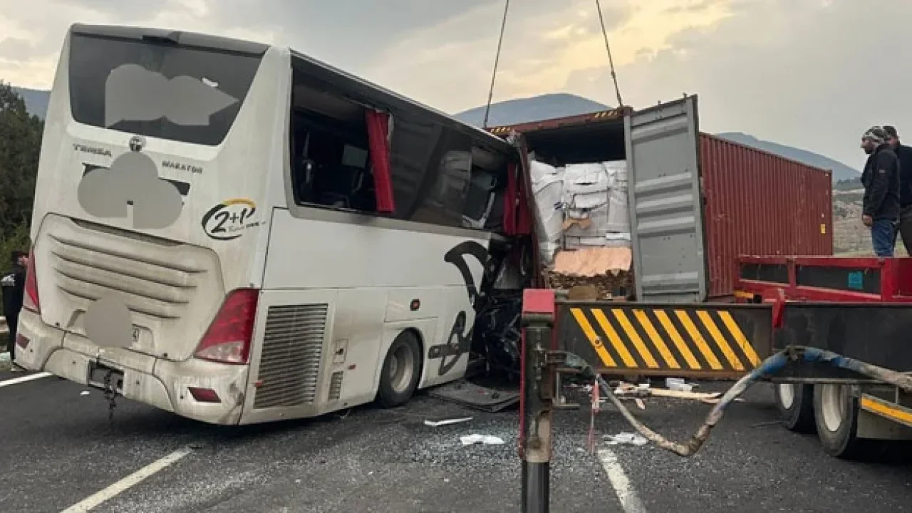 Osmaniye’de Otobüs Kazası: 7 Ölü, 11 Yaralı
