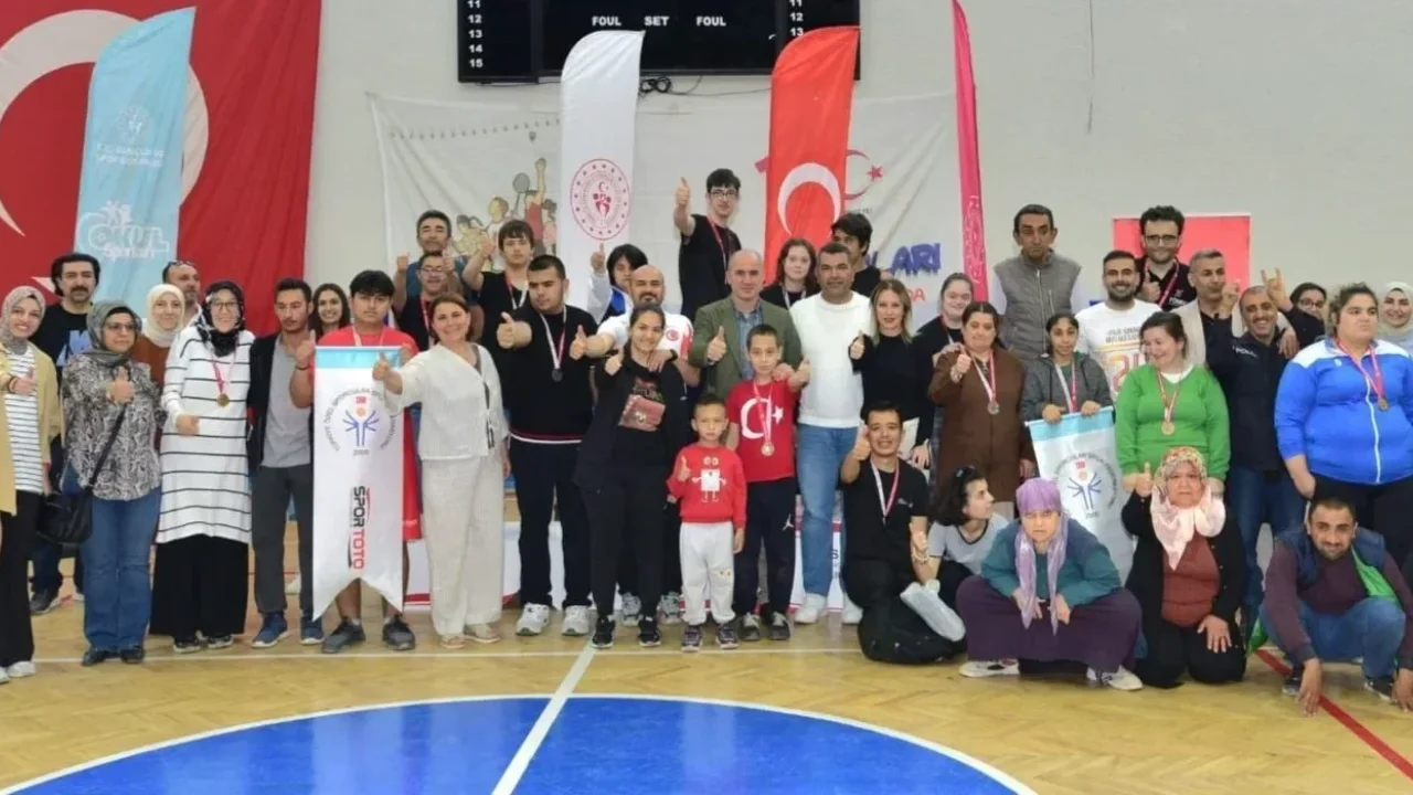 Osmaniye’de Özel Sporculara Alkış Yağmuru