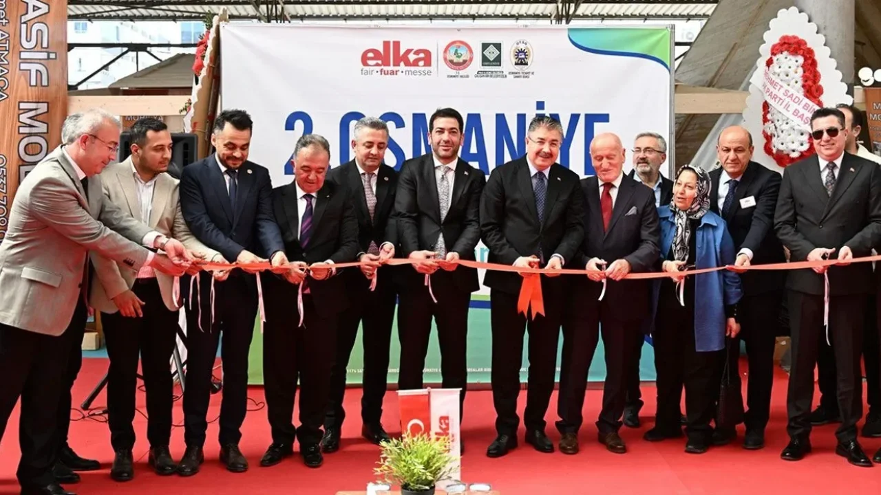 Osmaniye'de Sanayi ve Ticaret Fuarı Açıldı