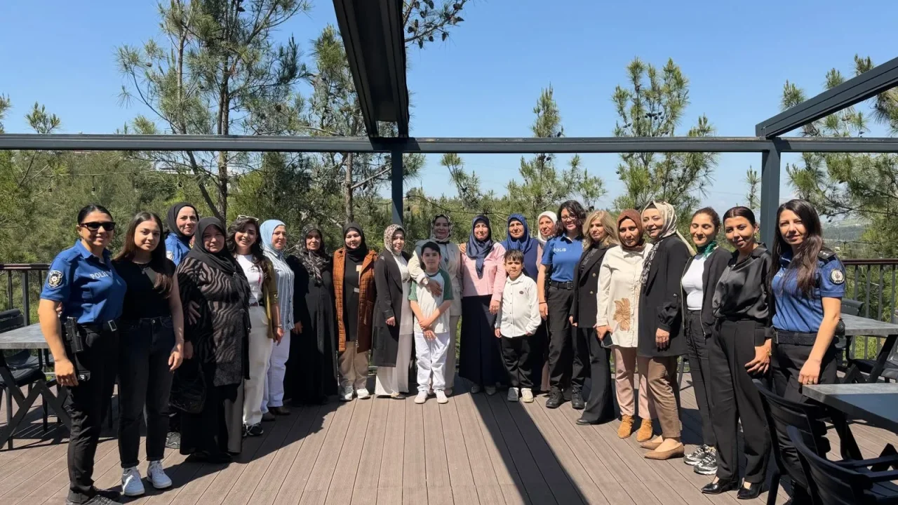 Osmaniye’de Şehit Annelerine Anlamlı Program