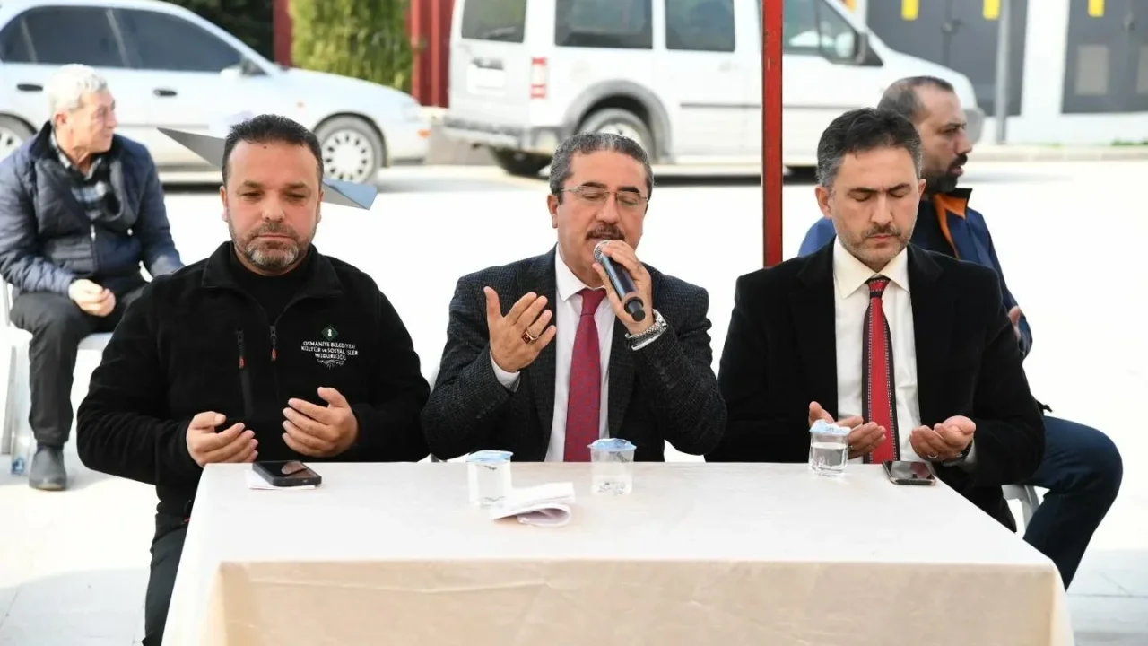 Osmaniye'de Şehitler Dualarla Anıldı