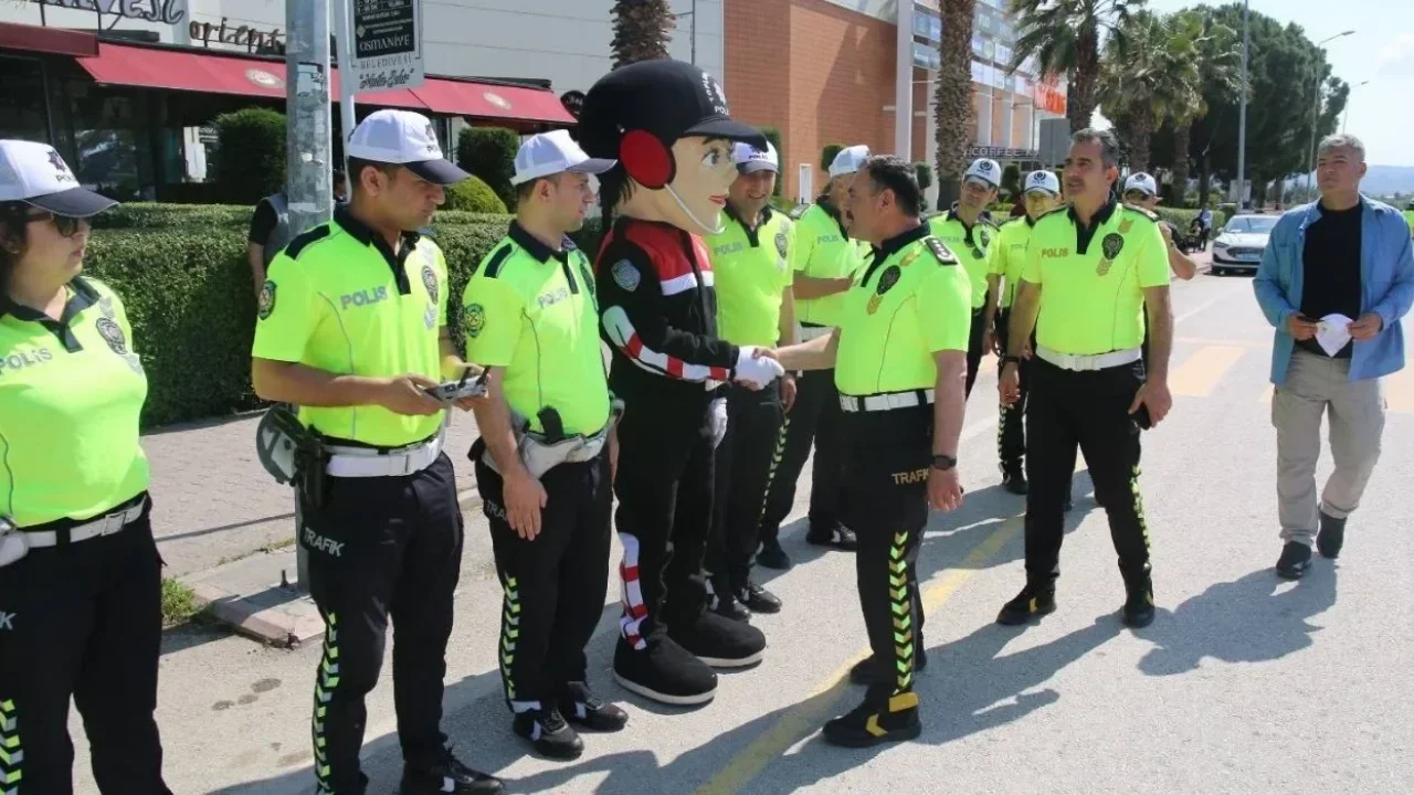 Osmaniye’de Trafik Haftası Etkinliklerine İlgi