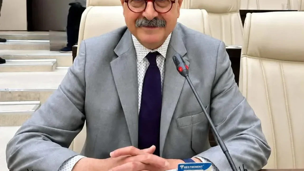 Osmaniye'de Yusuf Eser'den Yeni Parti Kararı Geldi