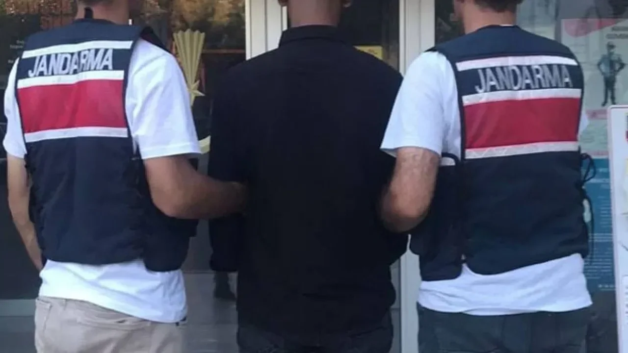 Osmaniye Jandarması 2 Firariyi Cezaevine Teslim Etti