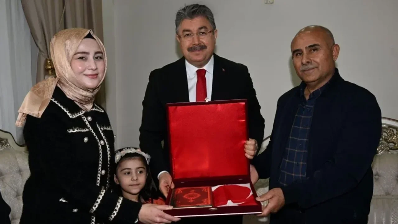 Osmaniye Valisi, Şehit Ailelerini Ziyaret Etti