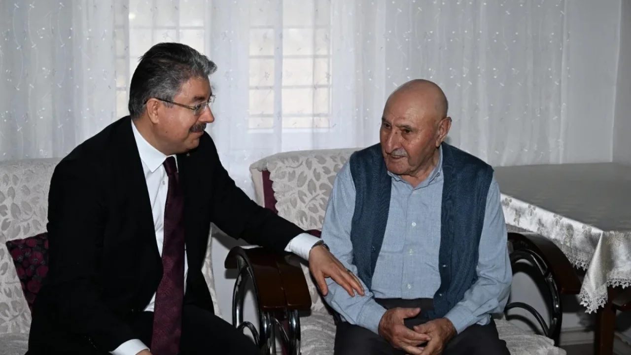 Osmaniye Valisi Şehit Ailesini Yalnız Bırakmadı