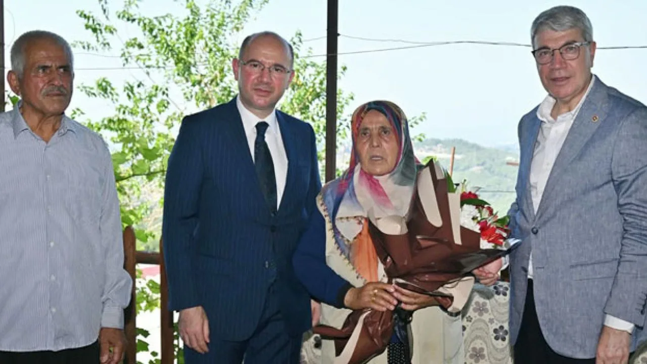 Osmaniye Valisi Serdengeçti'den Şehit Ailesine Ziyaret