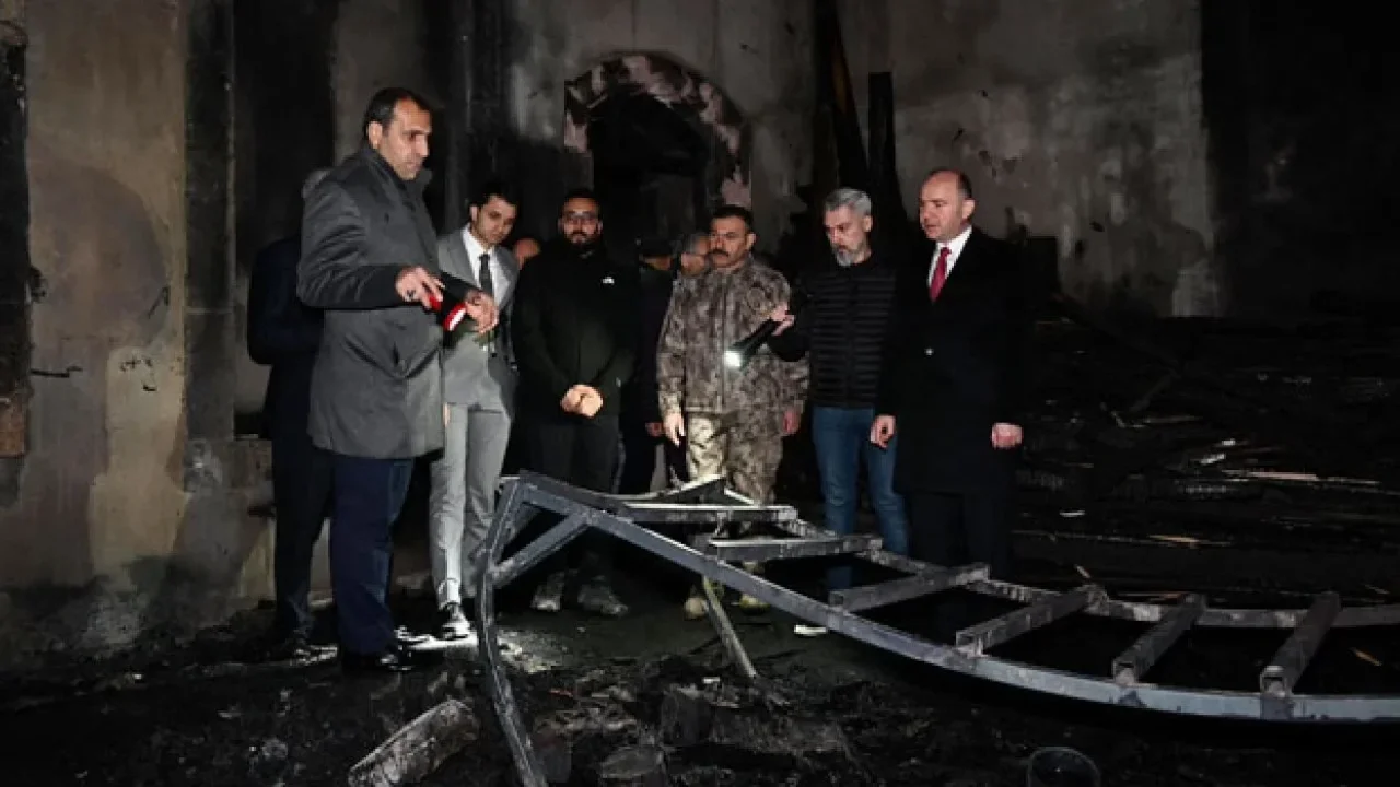 Osmaniye Valisi Serdengeçti Yangın Yerinde