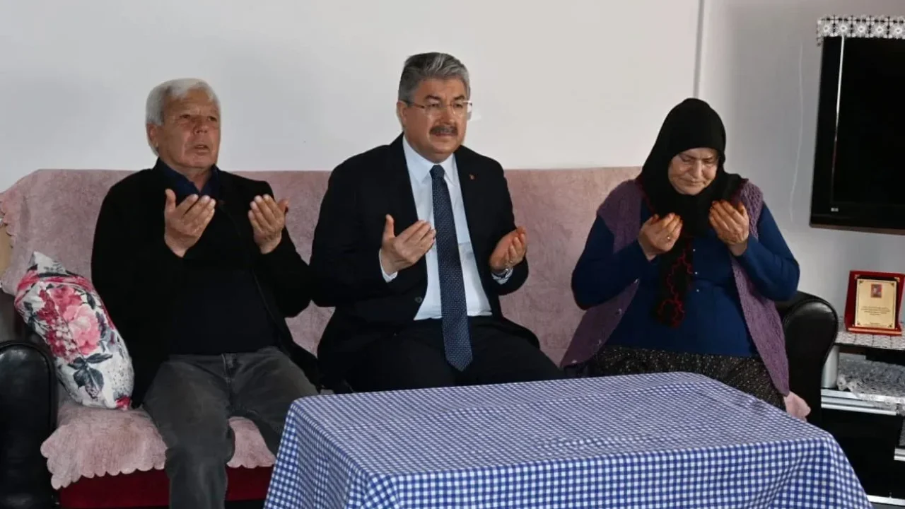 Osmaniye Valisi Yılmaz, Şehit Ailelerini Ziyaret Etti