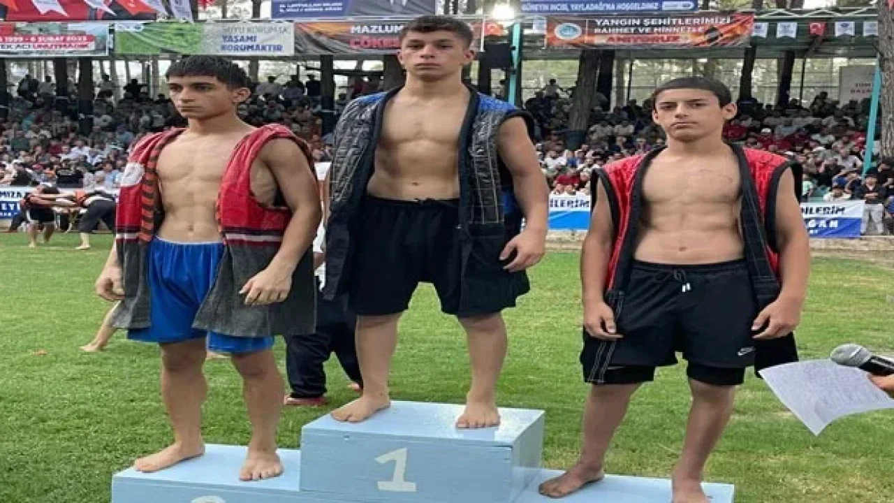 Osmaniyeli Şamil Şahan Aba Güreşi’nde Türkiye Şampiyonu