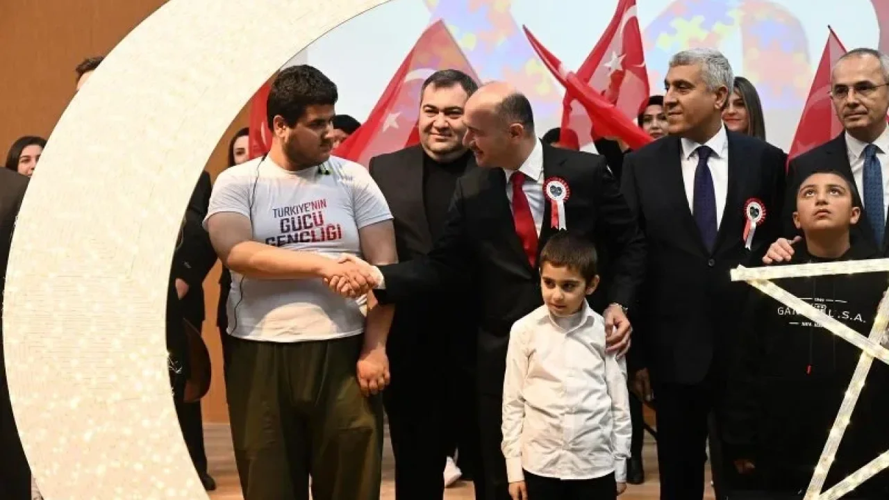 Otizm Farkındalık Günü Osmaniye’de Kutlandı