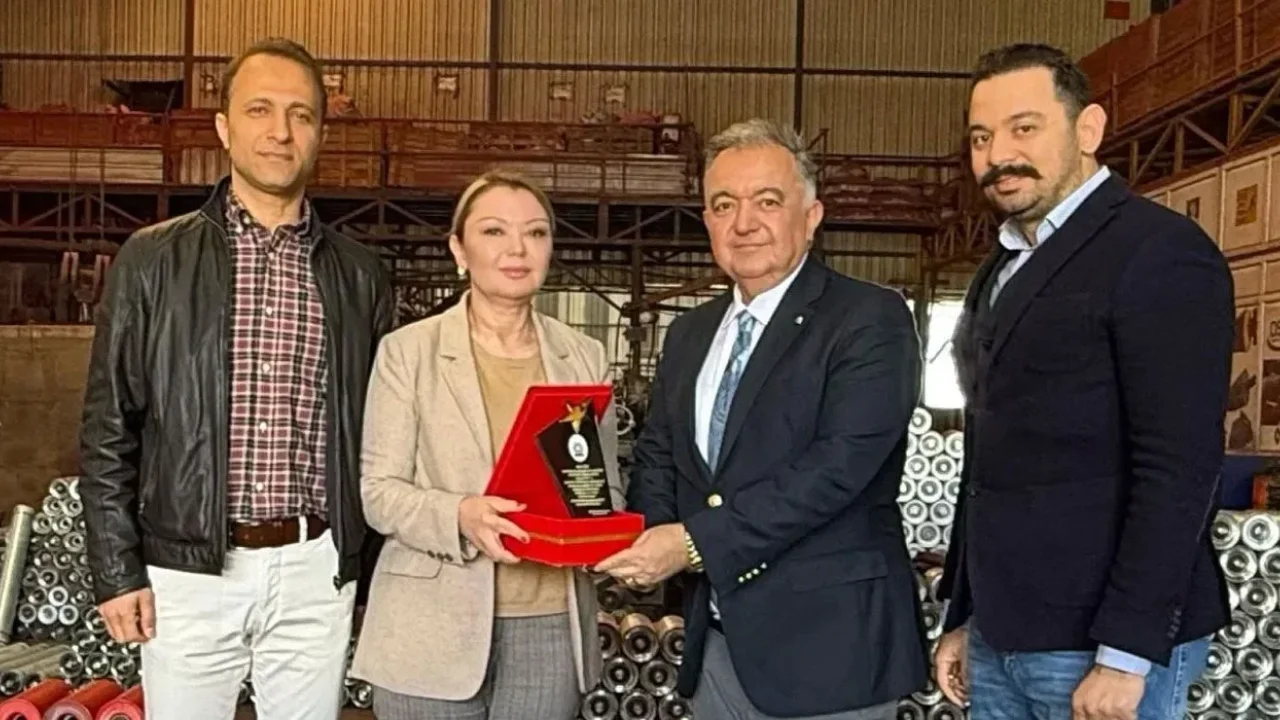 OTSO’dan Osmak Rulo Makine Sanayi’ye Teşekkür Plaketi
